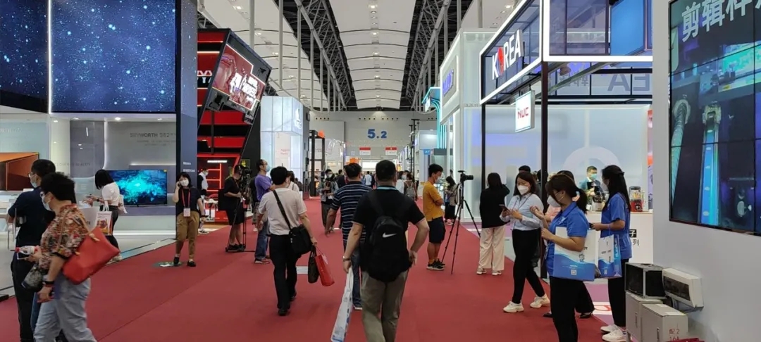 广交会正式开幕，多家权威媒体专访long8(图2)