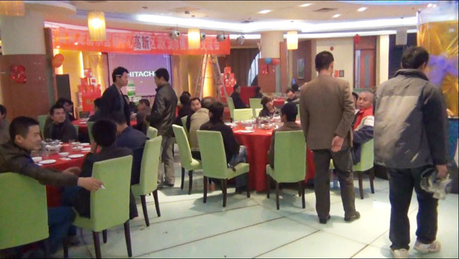 高新区long8防水涂料推介会现场